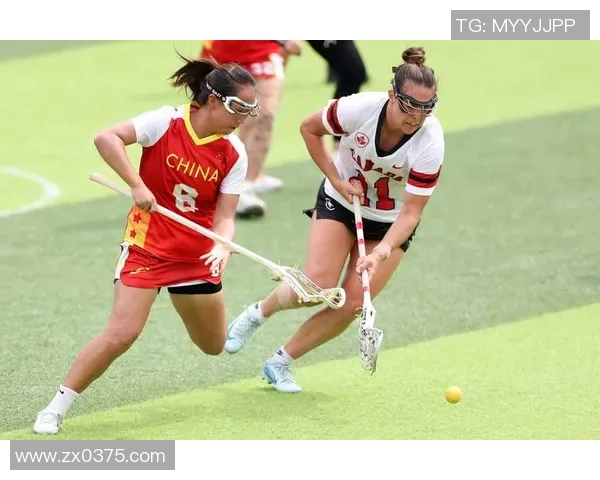 赛后分析：广州网球队与深圳网球队在比赛中的战术意识与表现对比